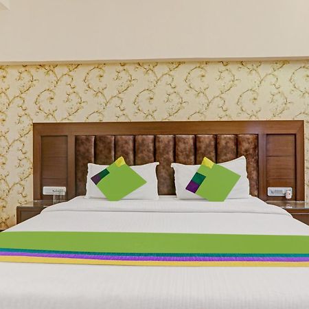 Hotel Castle View Агра Екстер'єр фото