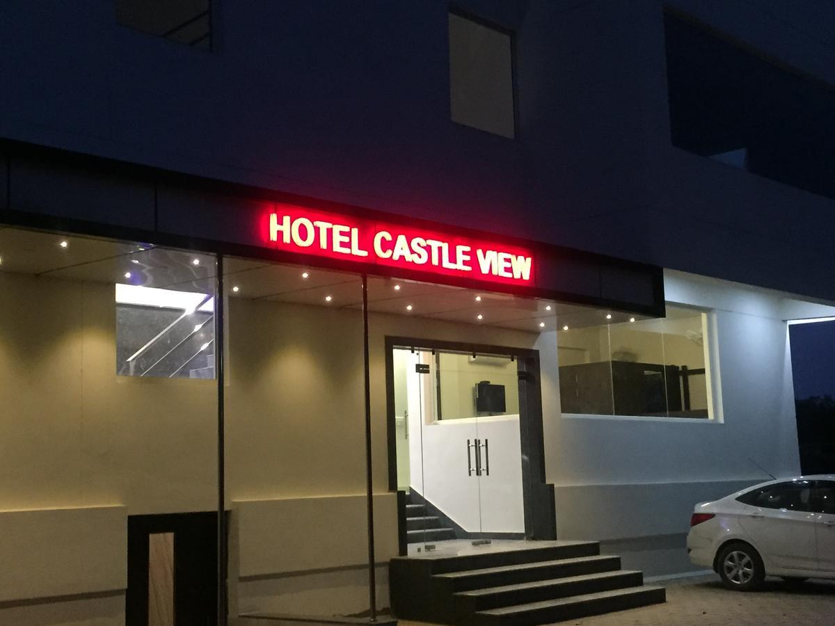 Hotel Castle View Агра Екстер'єр фото